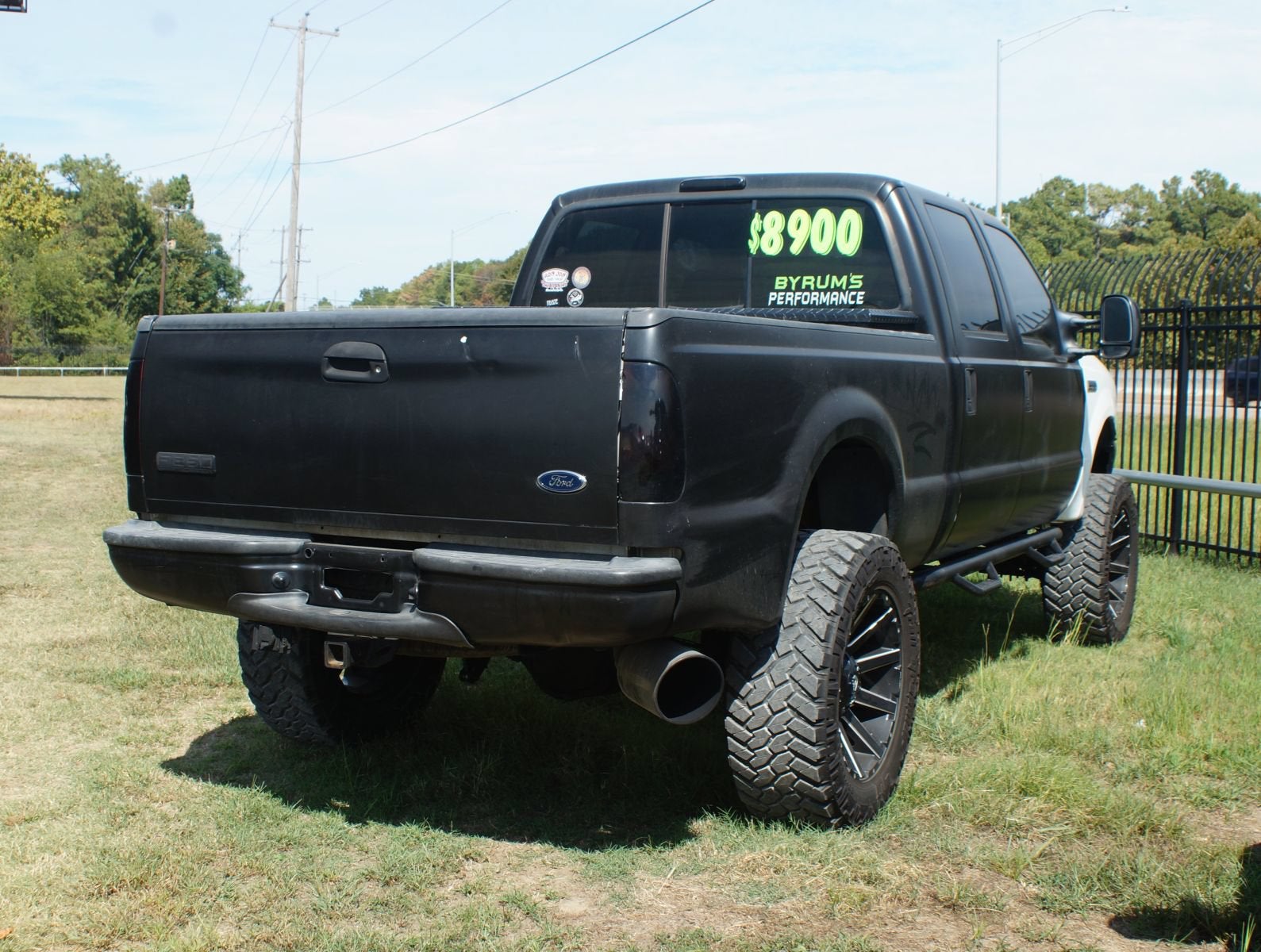 2003 Ford Super Duty F-250 Lariat