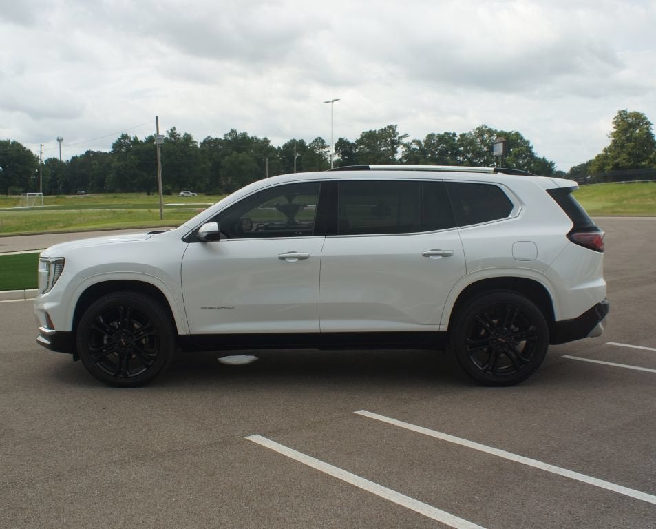 2025 GMC Acadia FWD Denali