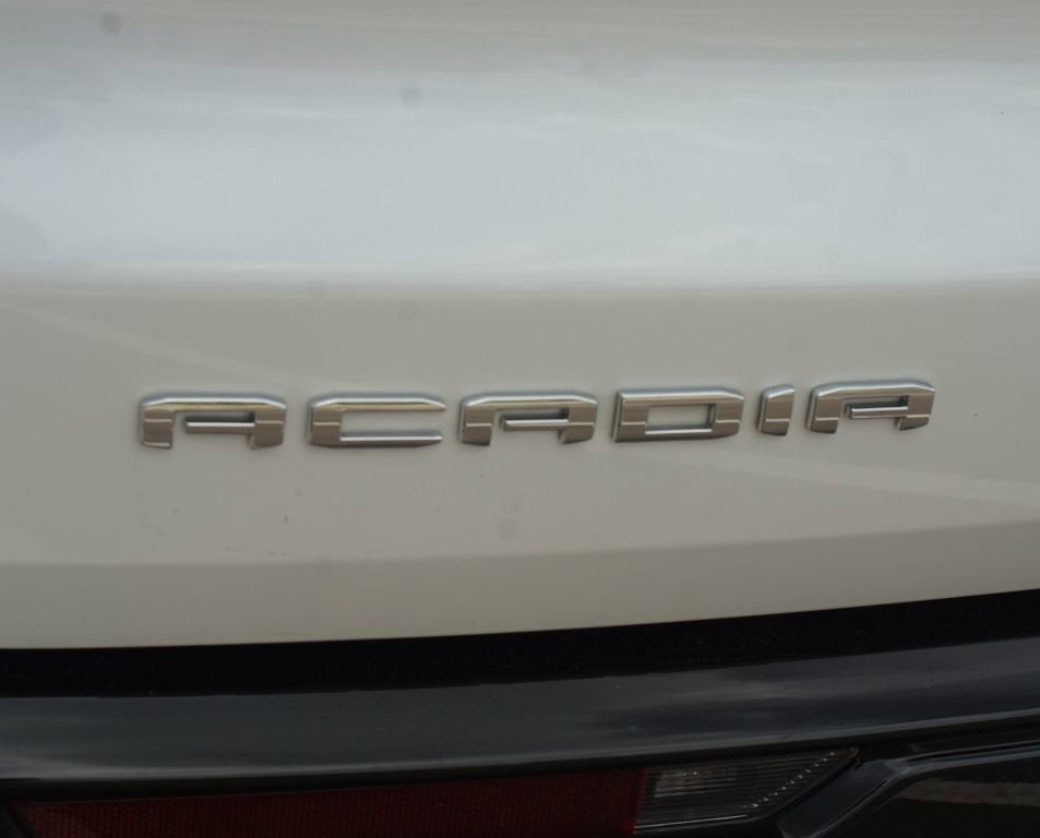 2025 GMC Acadia FWD Denali