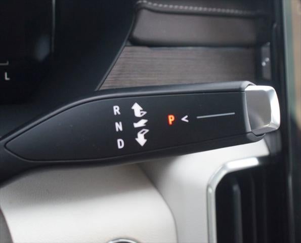 2025 GMC Acadia FWD Denali