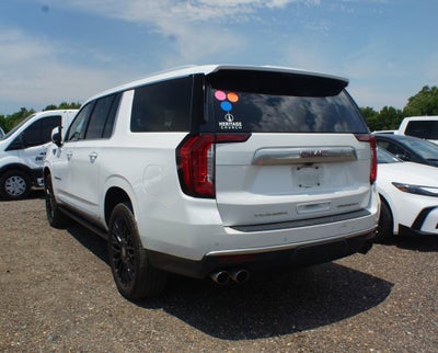 2022 GMC Yukon XL Denali