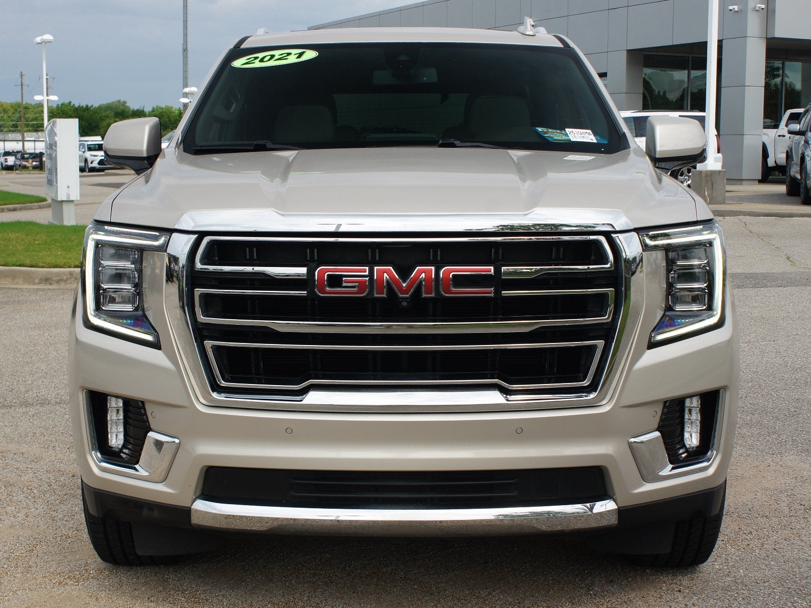 2021 GMC Yukon SLT