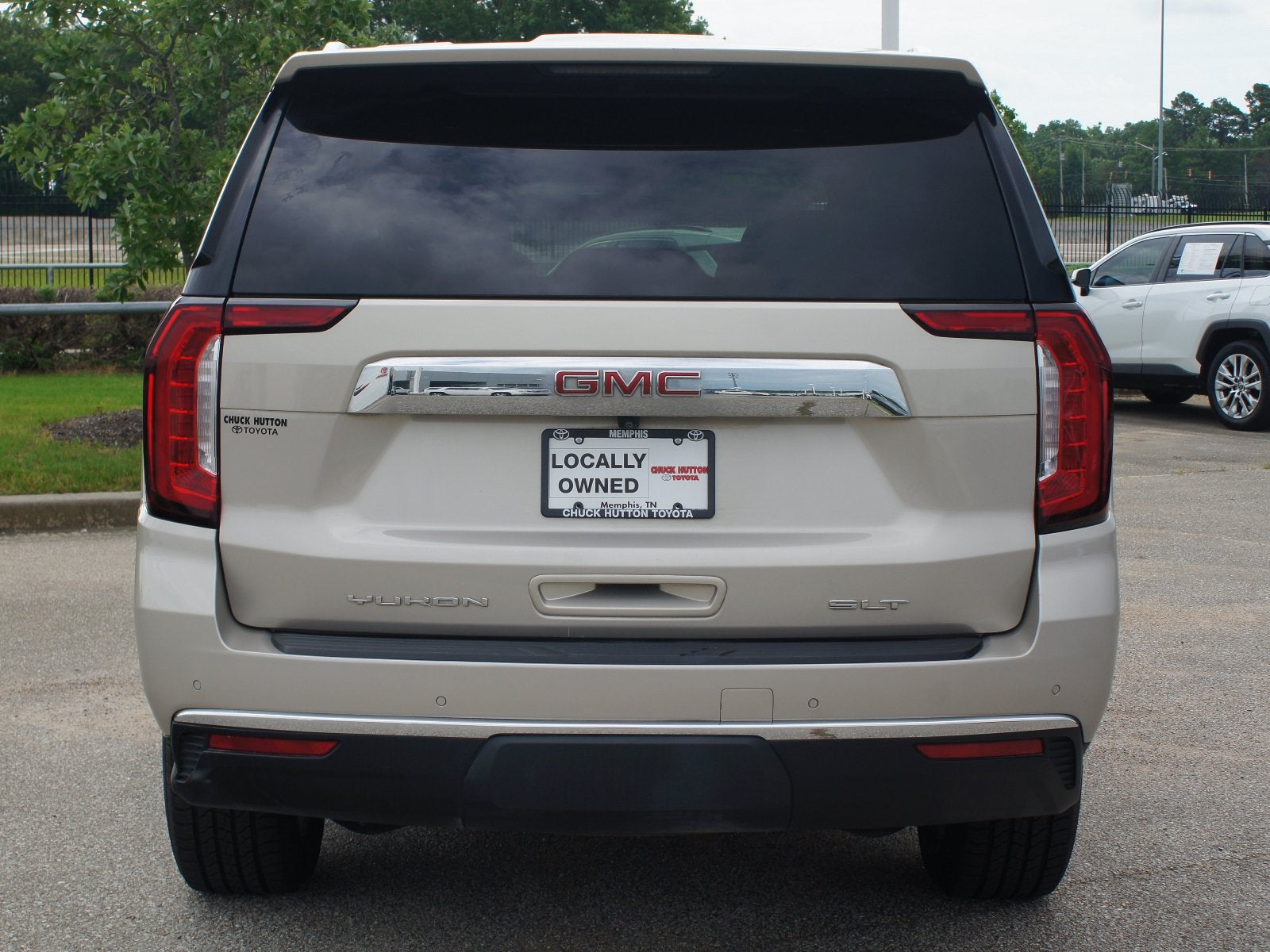 2021 GMC Yukon SLT