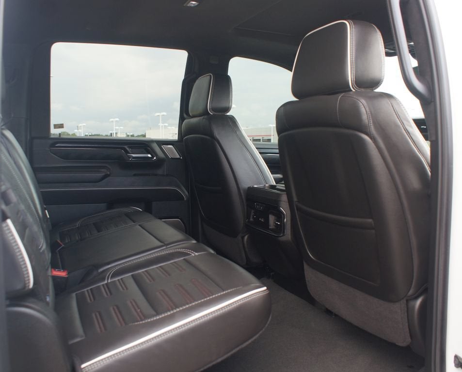 2025 GMC Sierra 2500HD AT4X