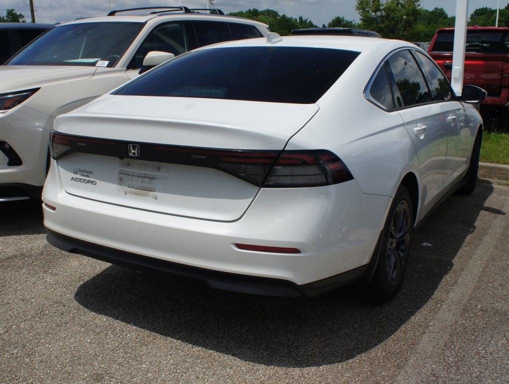 2023 Honda Accord Sedan EX