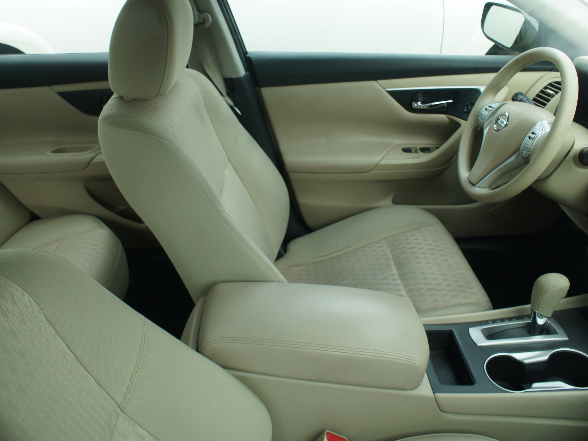 2016 Nissan Altima Base