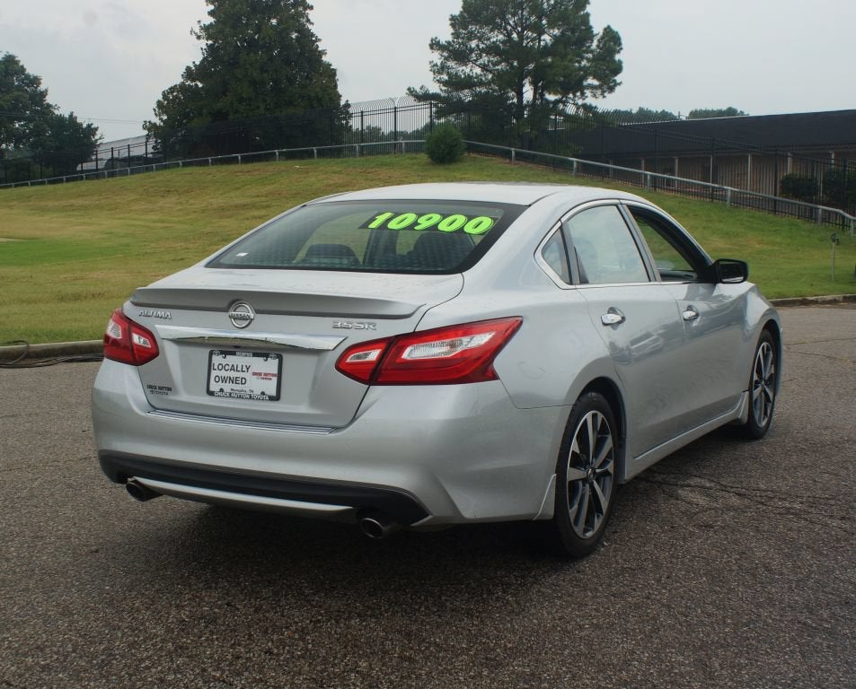 2016 Nissan Altima 3.5 SR