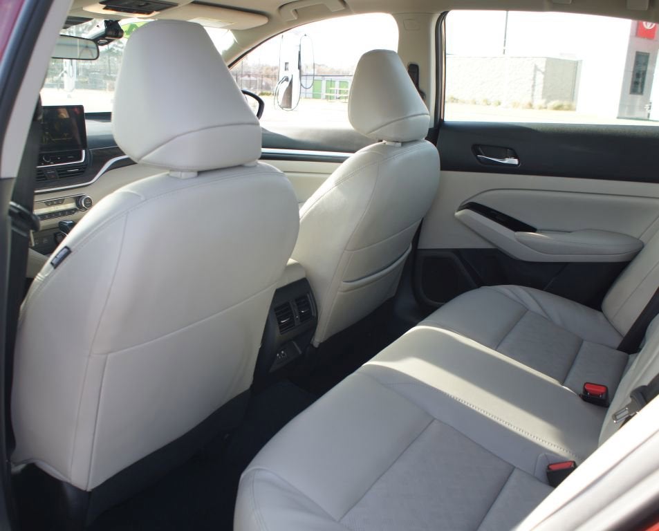 2024 Nissan Altima 2.5 SL