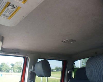 2004 Nissan Frontier 2WD Base
