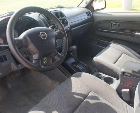 2004 Nissan Frontier 2WD XE
