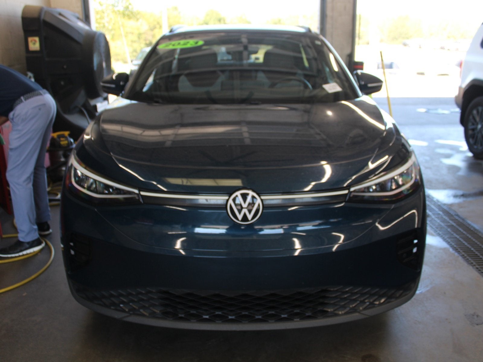 2023 Volkswagen ID.4 Pro