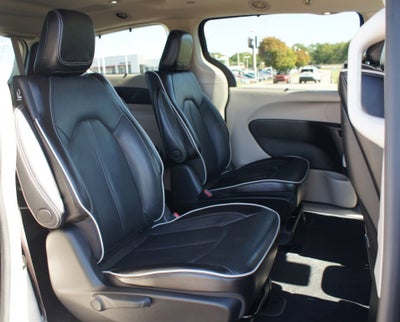 2022 Chrysler Pacifica Hybrid Limited