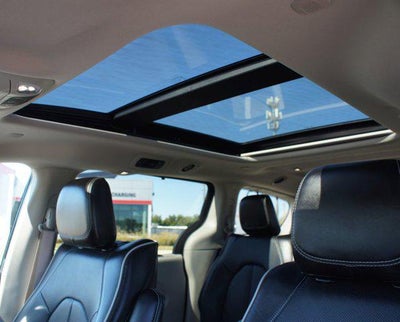 2022 Chrysler Pacifica Hybrid Limited