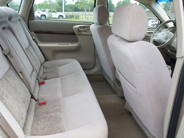 2005 Chevrolet Impala Base