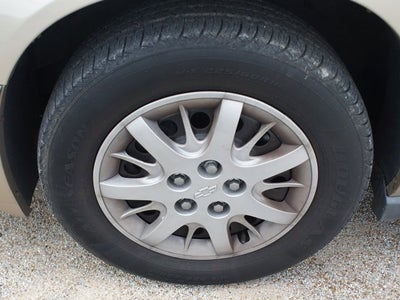 2005 Chevrolet Impala Base
