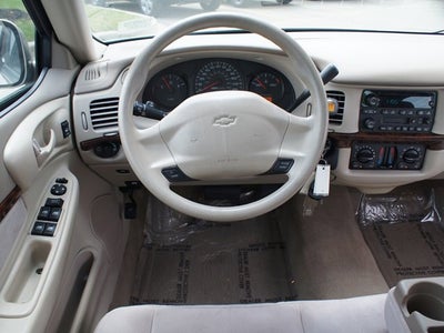 2005 Chevrolet Impala Base