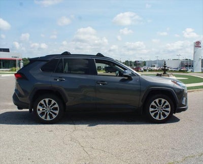 2022 Toyota RAV4 XLE Premium