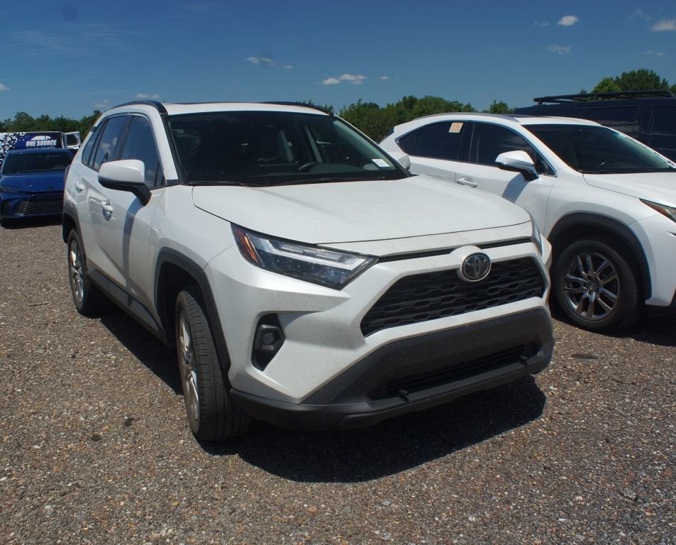 2025 Toyota RAV4 XLE Premium