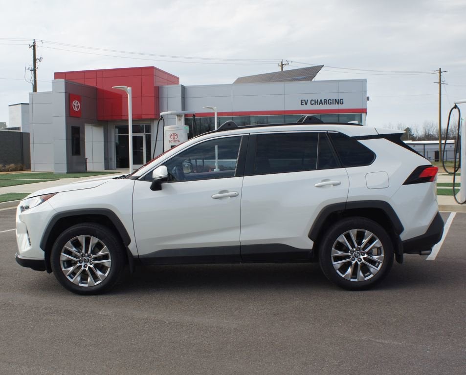 2021 Toyota RAV4 XLE Premium