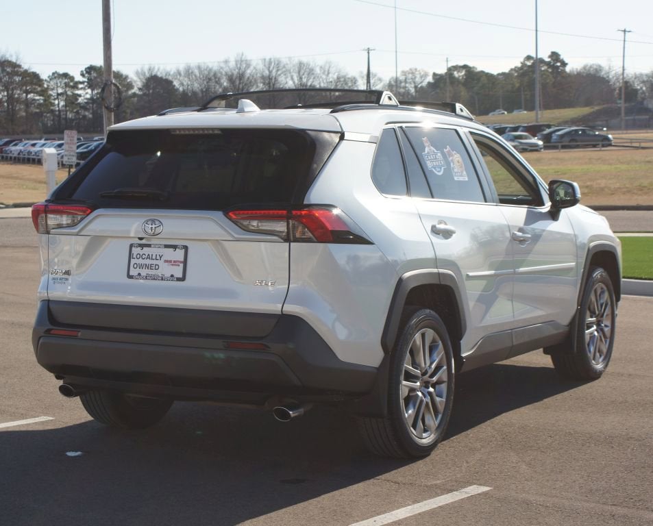 2023 Toyota RAV4 XLE Premium