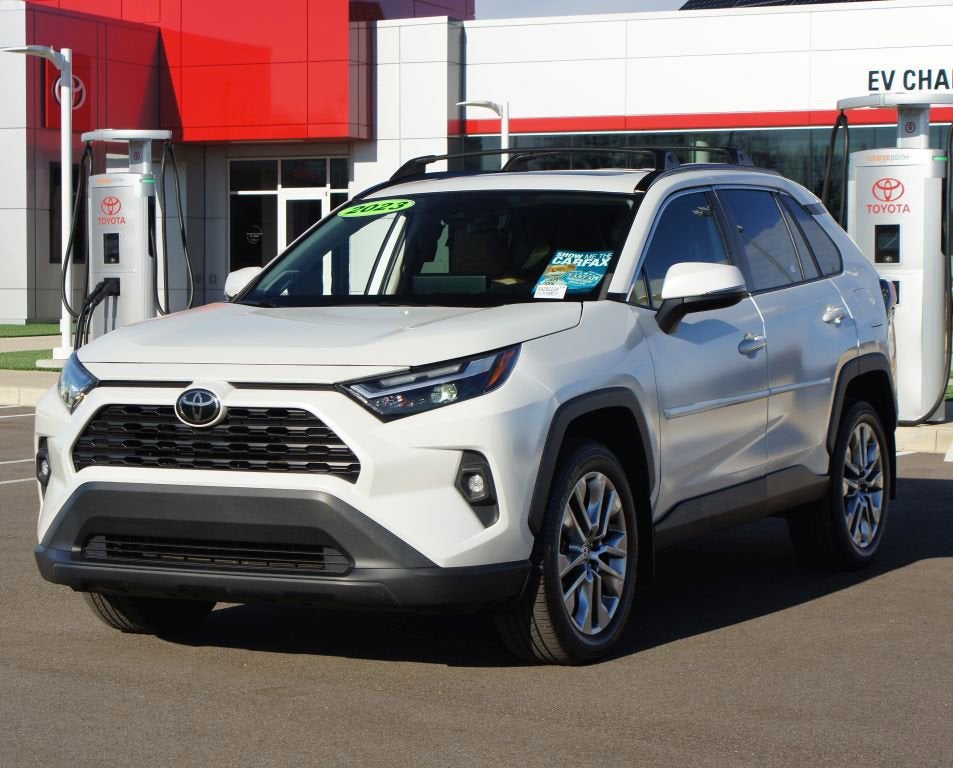 2023 Toyota RAV4 XLE Premium
