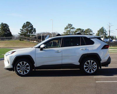 2023 Toyota RAV4 XLE Premium