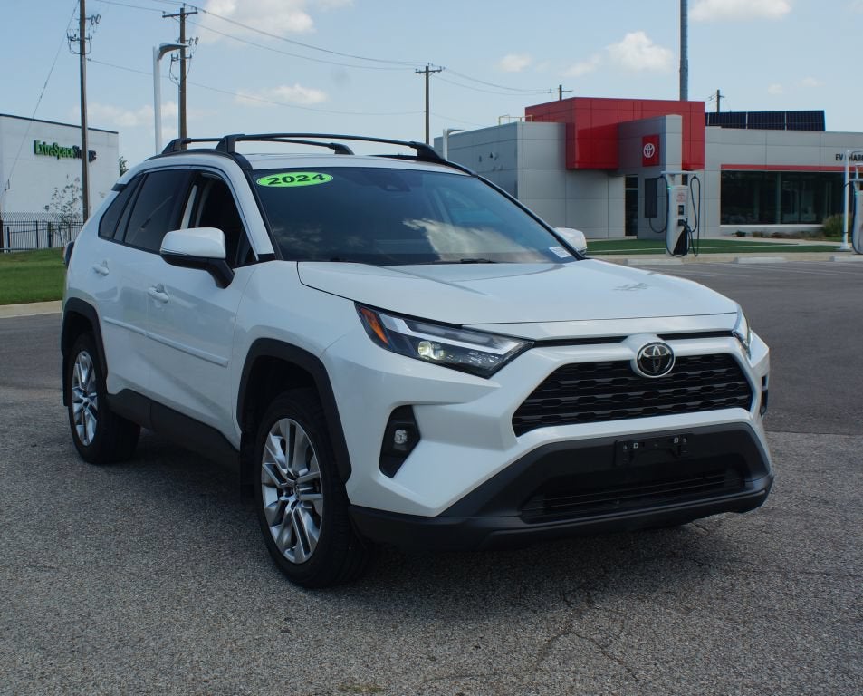 2024 Toyota RAV4 XLE Premium