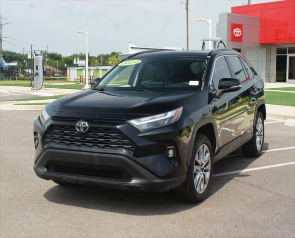 2022 Toyota RAV4 XLE Premium