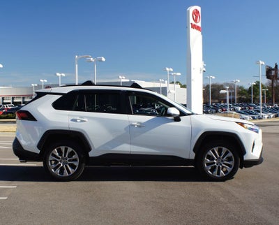2024 Toyota RAV4 XLE Premium