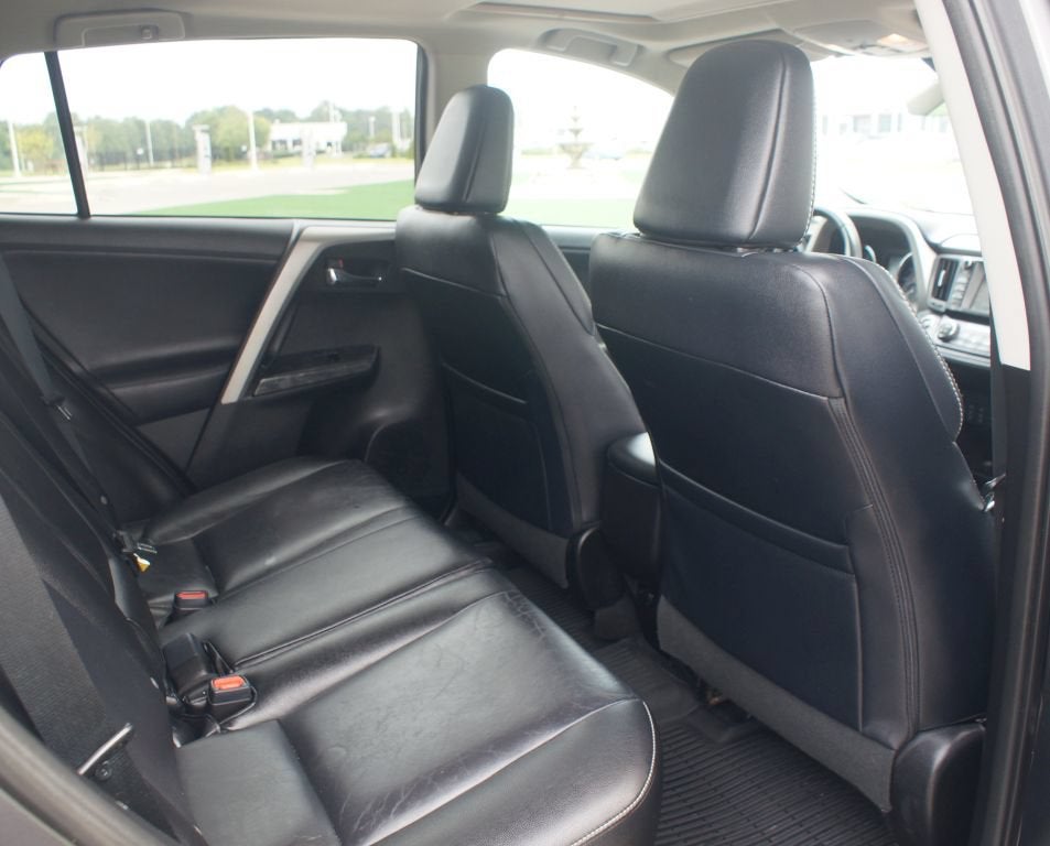 2017 Toyota RAV4 Platinum