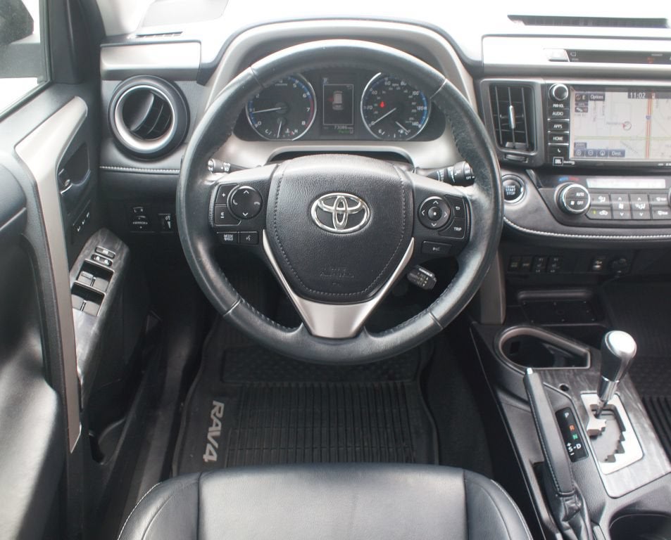 2017 Toyota RAV4 Platinum