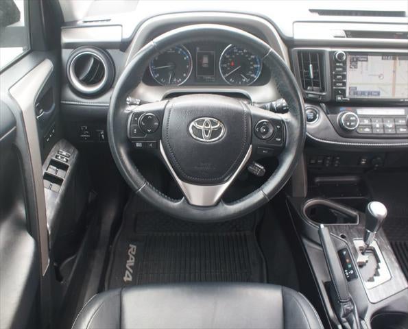 2017 Toyota RAV4 Platinum
