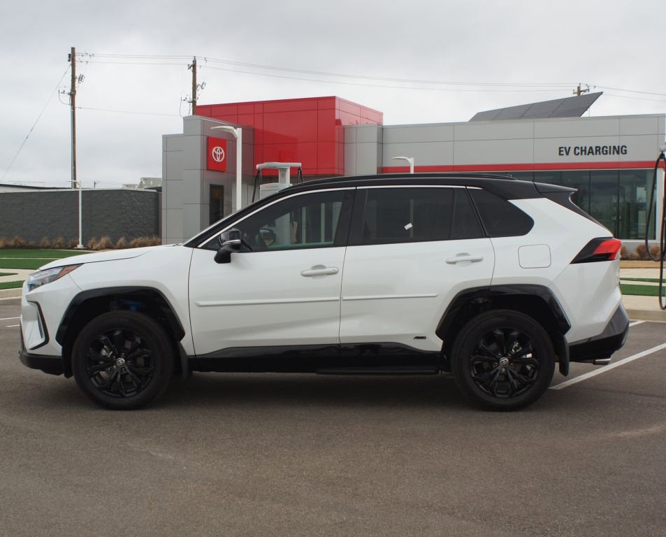 2024 Toyota RAV4 Hybrid XSE