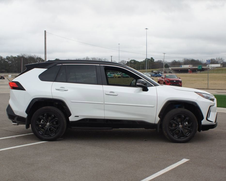 2024 Toyota RAV4 Hybrid XSE