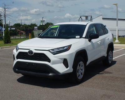 2024 Toyota RAV4 LE
