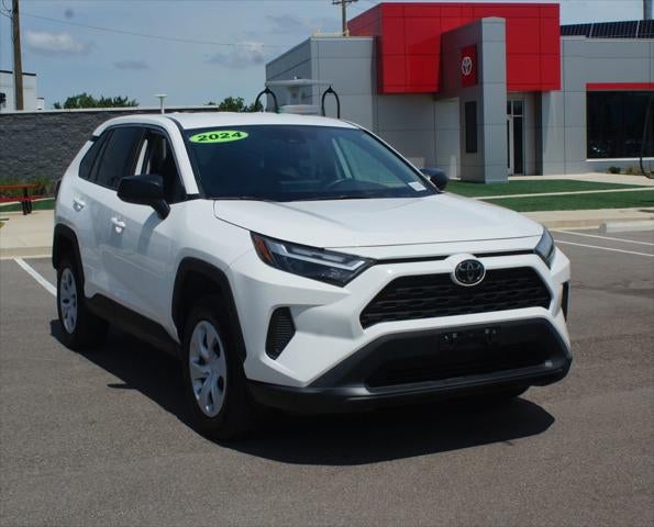 2024 Toyota RAV4 LE
