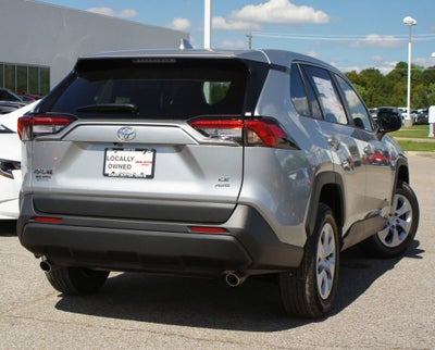 2025 Toyota RAV4 LE