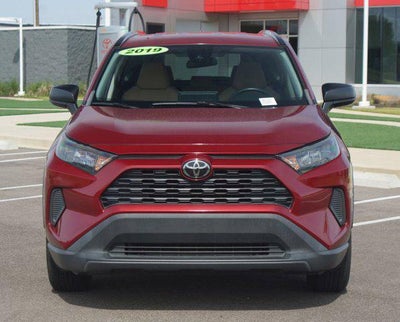 2019 Toyota RAV4 LE