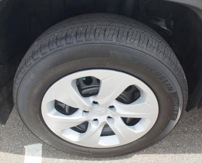 2025 Toyota RAV4 LE