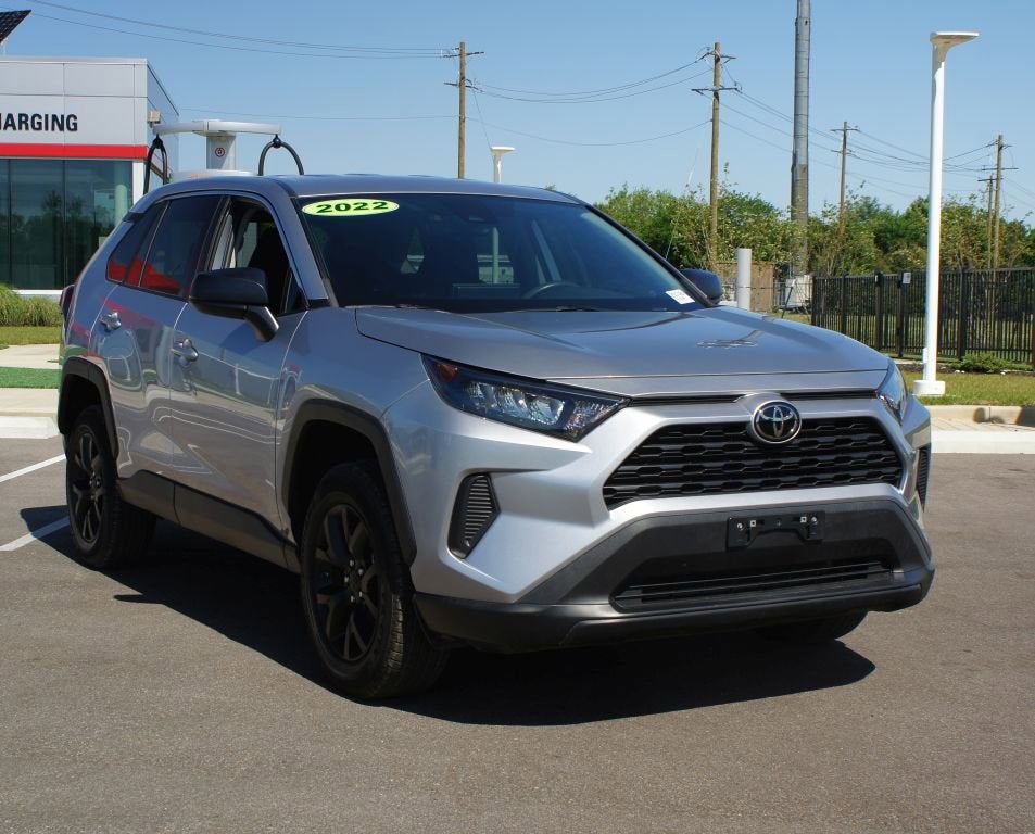 2022 Toyota RAV4 LE
