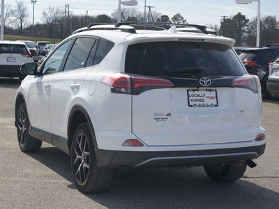 2017 Toyota RAV4 SE