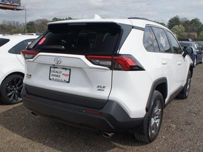 2024 Toyota RAV4 XLE