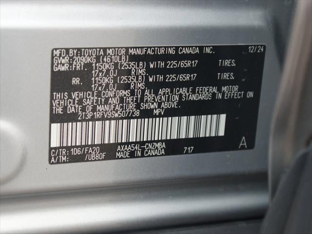 2025 Toyota RAV4 XLE