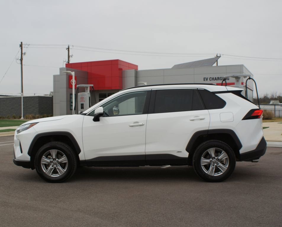 2024 Toyota RAV4 Hybrid XLE