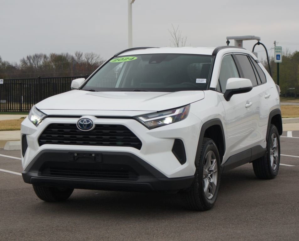 2024 Toyota RAV4 Hybrid XLE