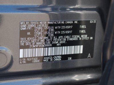 2025 Toyota RAV4 XLE