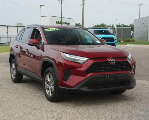 2022 Toyota RAV4 XLE