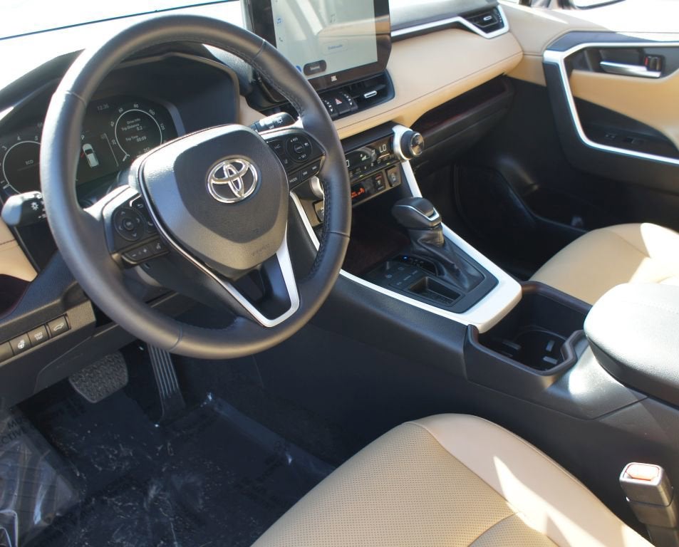 2025 Toyota RAV4 Limited