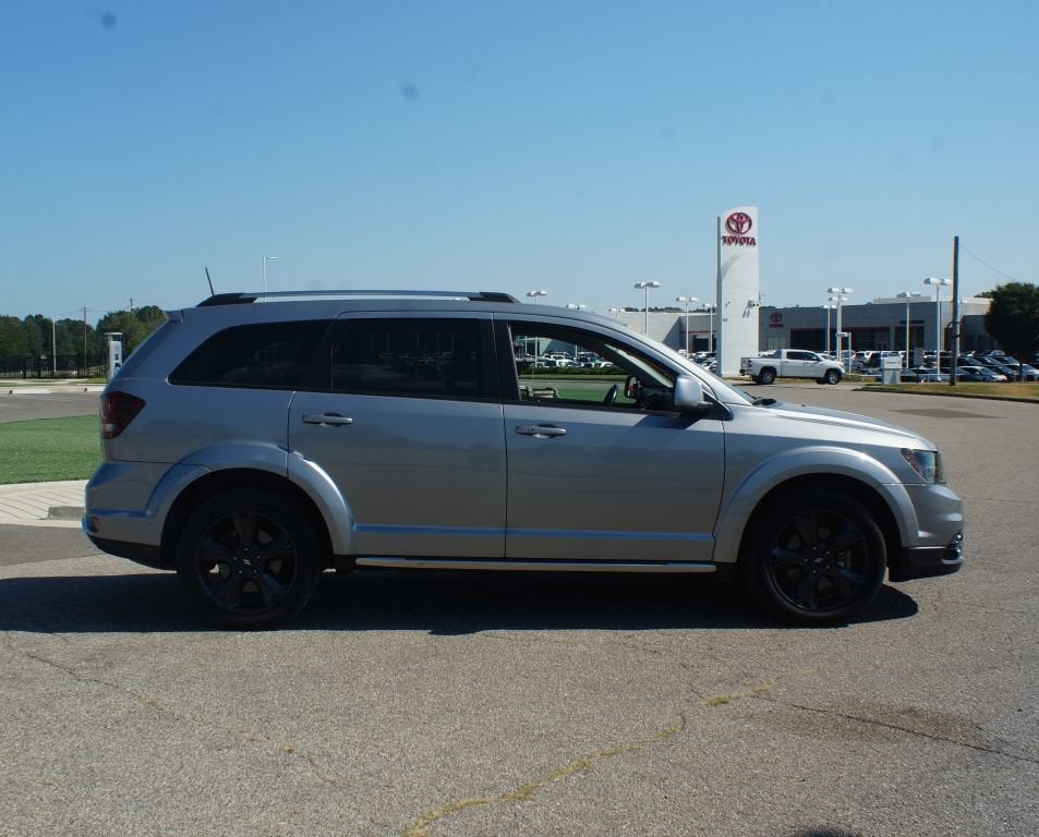 2020 Dodge Journey Crossroad