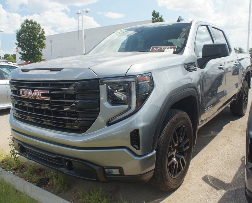 2025 GMC Sierra 1500 Elevation